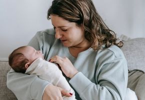 Anyaság a társadalomban – A nő, mint közkincs